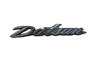 "Datsun" hatch emblem 1970-1978 240z 260z 280z - Resurrected Classics